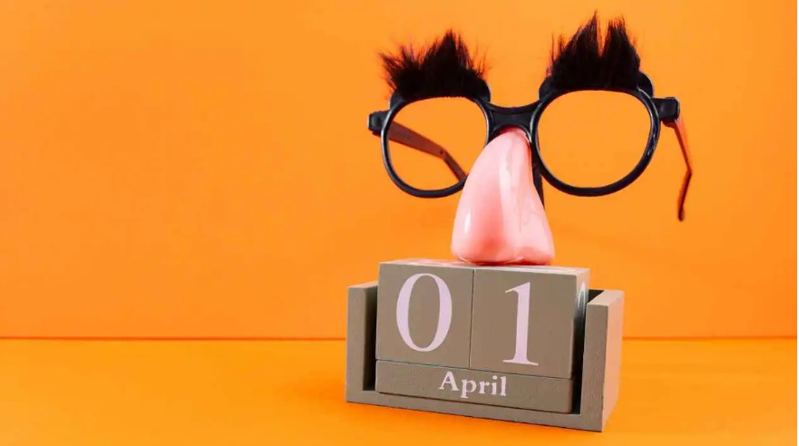 "كذبة نيسان" ..  تعرف على قصة يوم المزاح العالمي  