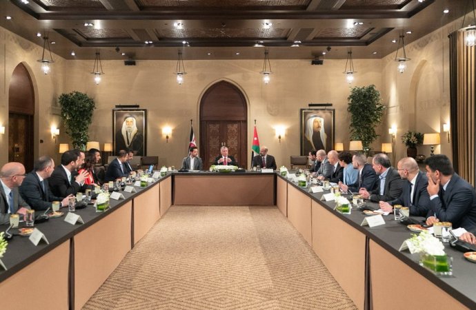 الملك يؤكد ضرورة توفير كل أشكال الدعم لقطاع ريادة الأعمال في الأردن