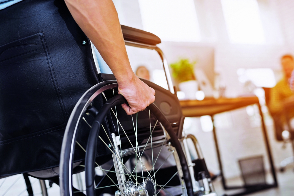 %84 من ذوي الإعاقة بلا عمل ومطالبات بردع المخالفين