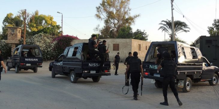خلاف على قطعة أرض يتسبب بمقتل شخصين وإصابة 6 في مصر