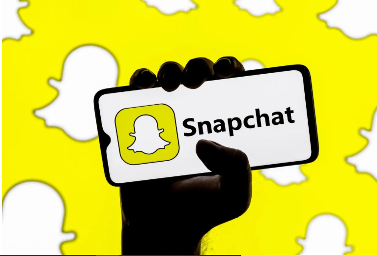 سناب شات يفرض رسوماً على المستخدمين مقابل تخزين الصور والمقاطع القديمة