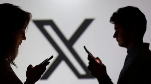 إيلون ماسك يلمّح لميزة جديدة في "إكس"