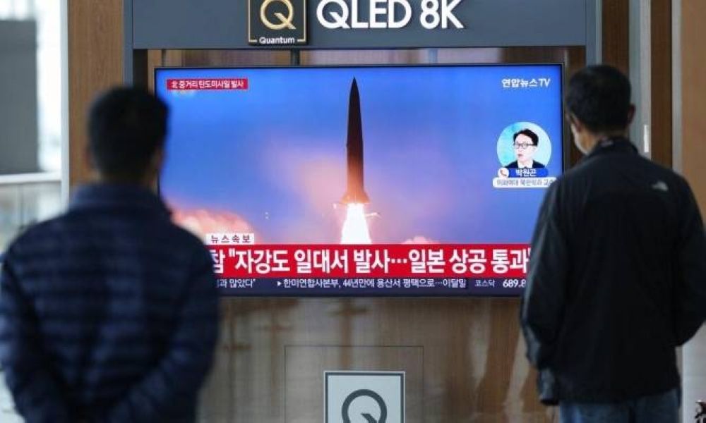 لا يبدو أن كوريا الشمالية ستستسلم بسهولة ..  أطلقت صاروخين بالستيين جديدين