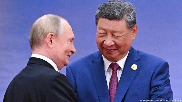 حرب إيران ..  الشفرة الخفية لرهانات الصين وروسيا!