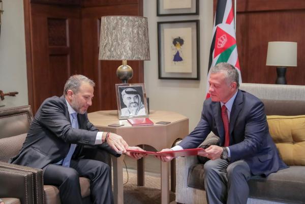 الملك يستقبل جبران باسيل