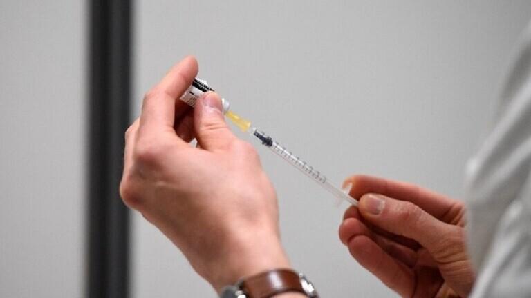 ألمانيا تتحقق بأسباب وفاة 10 أشخاص بعد تطعيمهم بلقاح فايزر