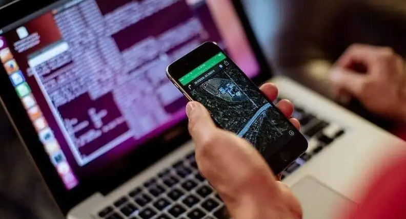اختراق للهواتف فى إيران يتسبب فى تنبيهات كاذبة بحدوث زلزال