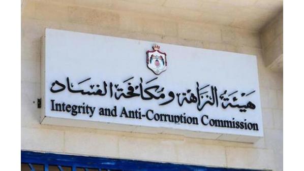 قانونيون لسرايا: تعديلات قانون مكافحة الفساد لا تُراعي "حرمة" الرأي والتعبير ..  و الزج بالهيئة في قضايا النشر "خطأ"