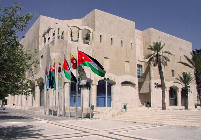 وقف تعيينات "عمال الوطن" في الامانة بعد الإعتداء على لجنة المقابلات