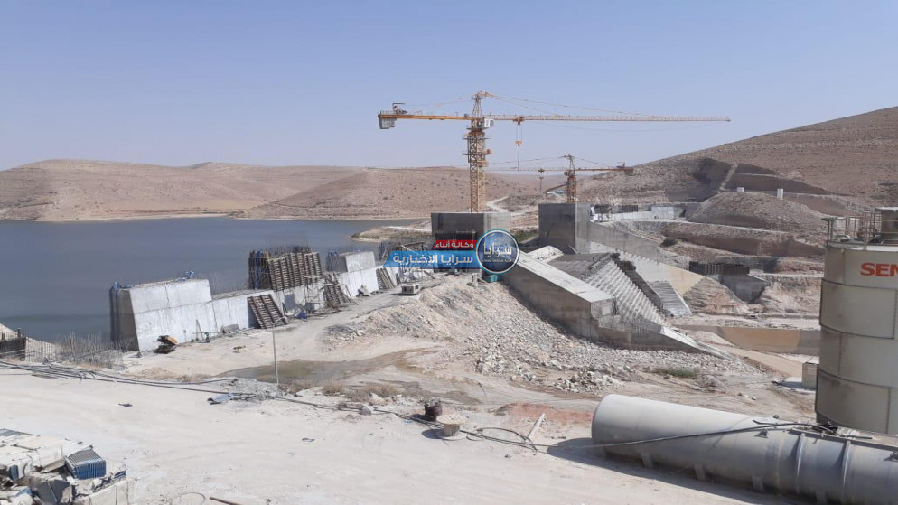 "مزارعو وادي الأردن": وزير مياه سابق يتحمل مسؤولية جفاف سد الوالة