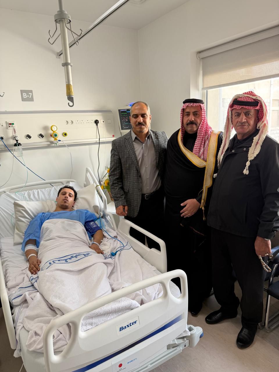 زيارة نواب حزب الاتحاد الوطني لأحد أفراد قوات مكافحة المخدرات