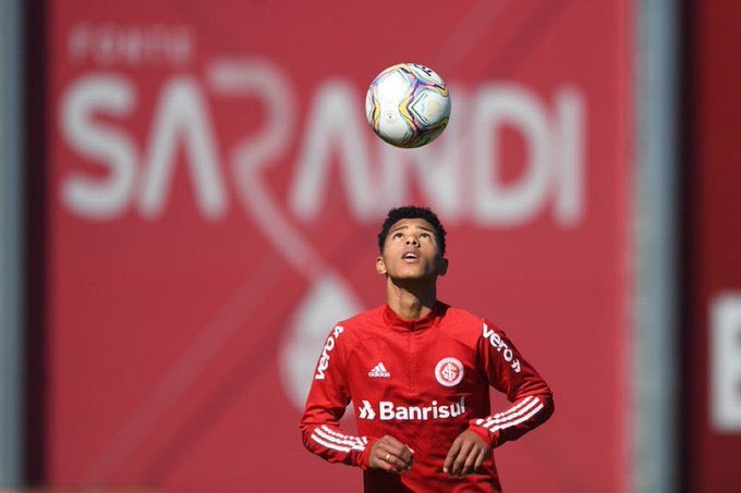 ريال مدريد يعثر على فينيسيوس جديد