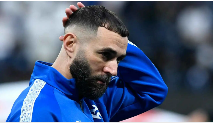 الهلال "يطرد" بنزيما ..  واللاعب يتجه للاعتزال