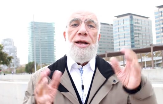 بالفيديو ..  من عبء على الآخر ..  أنت أم ولدك؟
