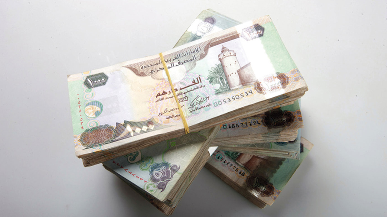 امتناع فتاة عن إرجاع سيارة لـ«مكتب تأجير» يكلفها 72 ألف درهم