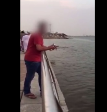 بالفيديو ..  سعودية ترعب شابًا حاول التحرش بها