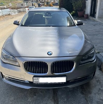 بي ام دبليو 740LI للبيع وارد وكالة