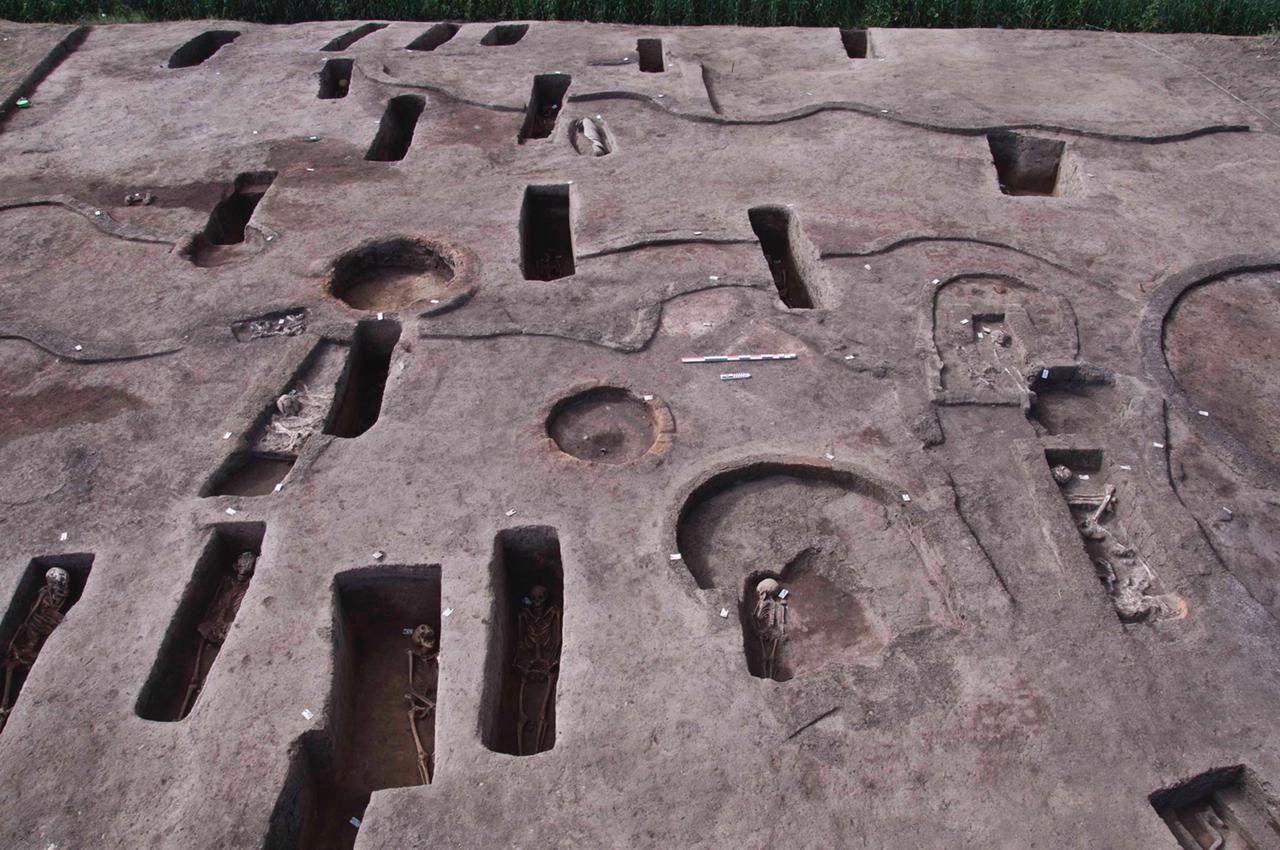 بالصور  ..  مصر تكتشف 110 مقابر أثرية: بعضها يرجع لعصر الهكسوس