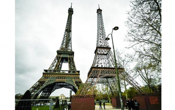 نسخة مطابقة لبرج إيفل في باريس