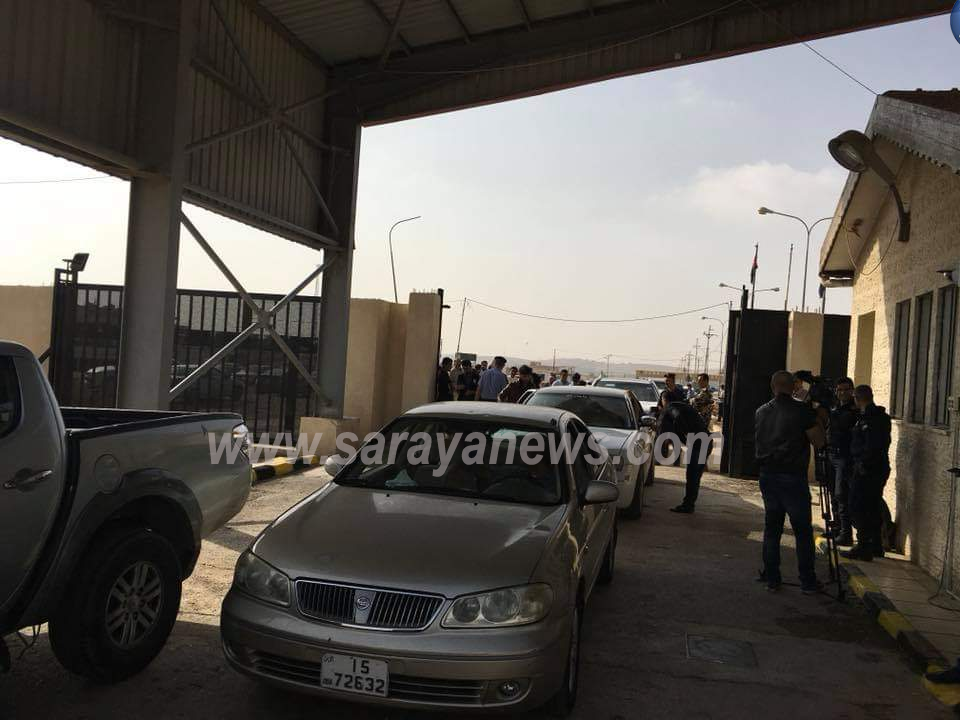 نقيب اصحاب الشاحنات لسرايا: لم تدخل اي شاحنة اردنية الى الجانب السوري في اول يوم من فتح المعبر