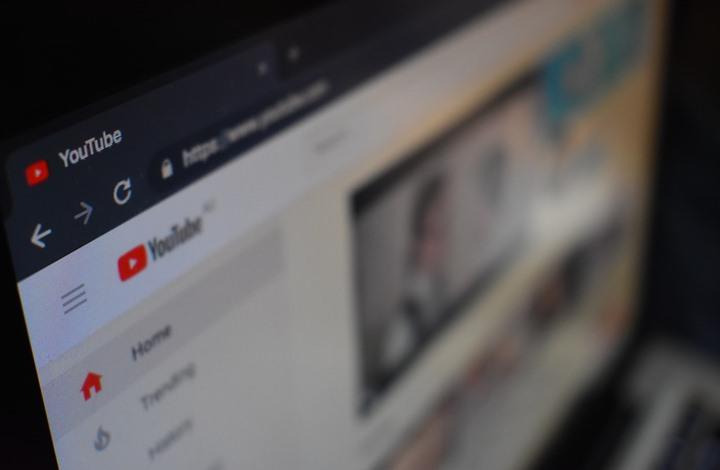 يوتيوب تعلن تراجع نسبة مشاهدة المقاطع المخالفة قبل سحبها