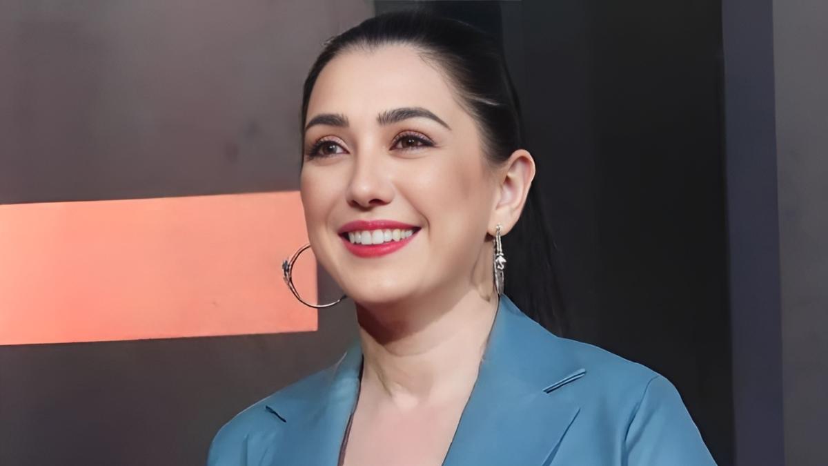 كندة علوش ترد على مصري غازلها ..  وزوجته تتدخل