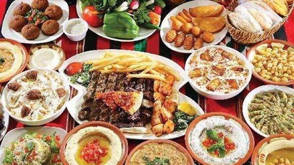 رسائل ودلالات رؤيا الطعام في المنام