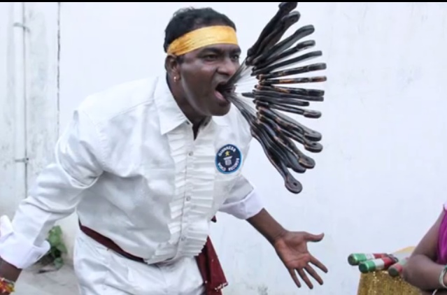 بالفيديو  ..  أغرب 10 رجال مخيفون لن تتخيل انهم موجودون