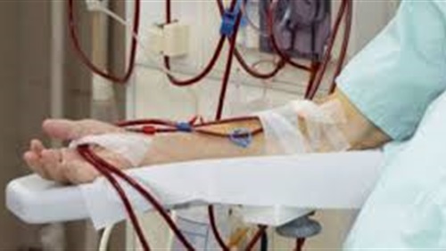 مريض يقع حبيس اوجاعه بعد عجزه عن تأمين مبلغ مالي لعملية جراحية تنقذ حياته ..  فمن يخلصه؟!