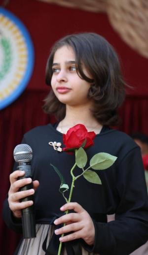 الأهل يهنئون أنسام أحمد أبو خضير بعيد ميلادها