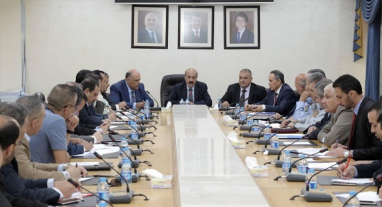 "إدارية النواب" تدعو لتكاثف الجهود للقضاء على الفقر والبطالة