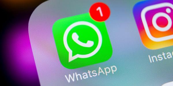 واتساب يعمل على مزامنة الدردشات بين iOS وأندرويد