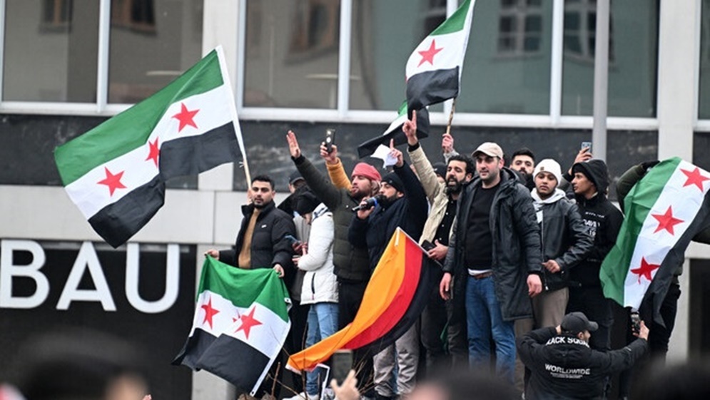 دعوات للسماح للسوريين في أوروبا بزيارة وطنهم دون خسارة اللجوء