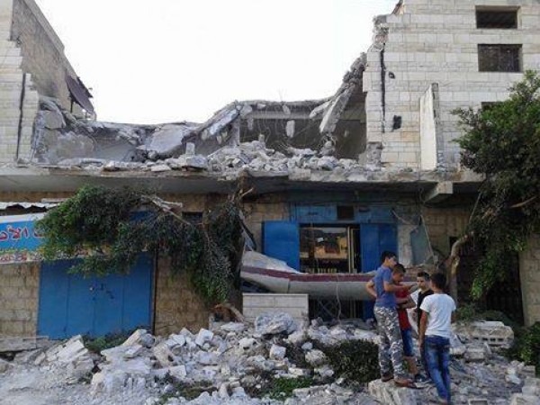 الاحتلال يهدم منزل اسير فلسطيني ويصيب خمسة شبان بجروح خلال مواجهات في مدينة قباطية بجنين