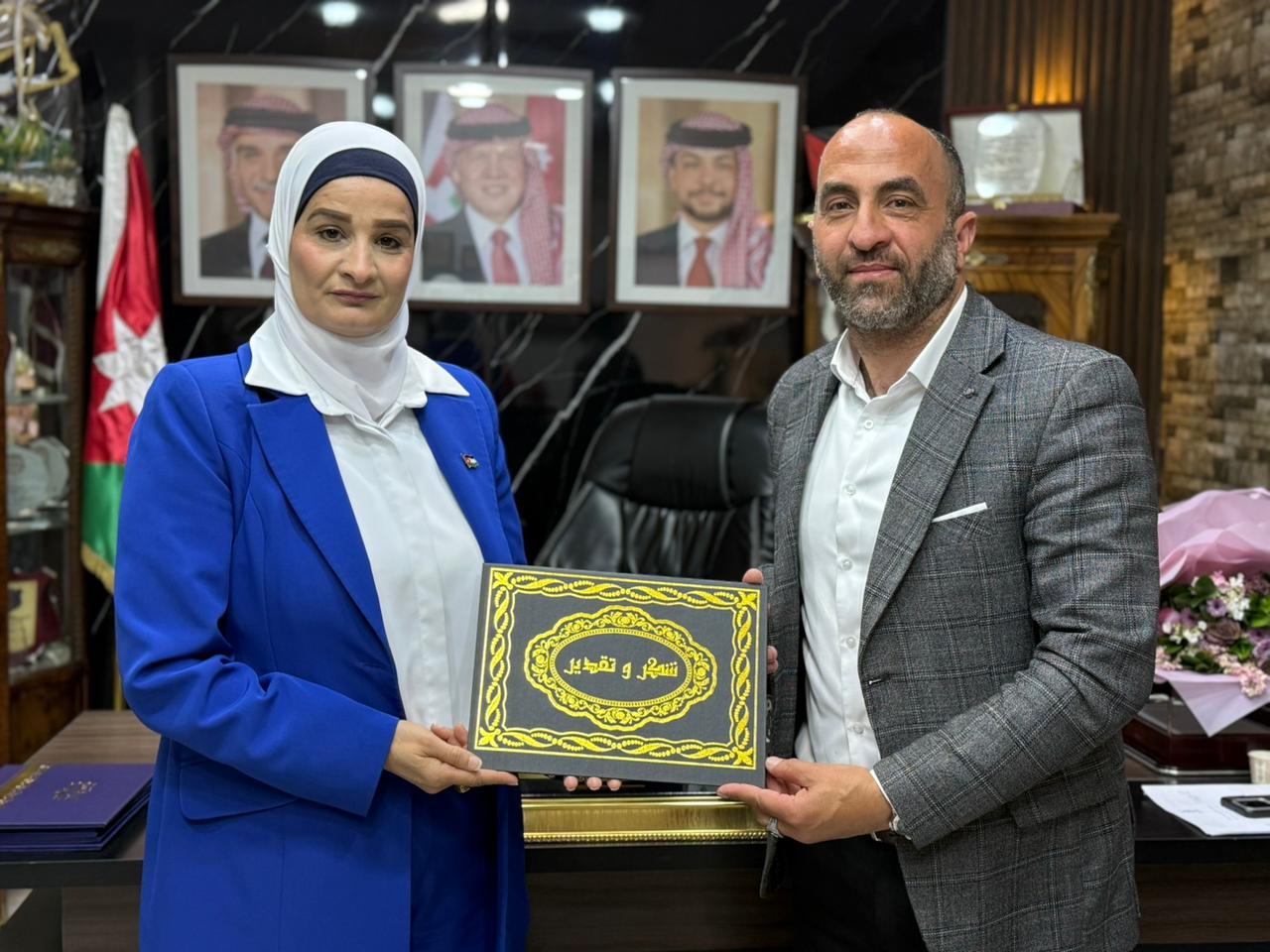 السواريس تكرّم مدرستين في سحاب لتفوقهما في أفضل الممارسات التربوية