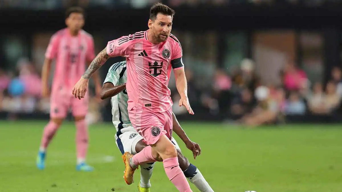 بمشاركة ميسي ..  إنتر ميامي يكتفي بالتعادل أمام نيو إنغلاند في الدوري الأمريكي 