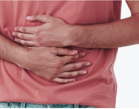  ألم مفاجئ في أسفل البطن الأيمن؟ قد يكون التهاب الزائدة الدودية! 