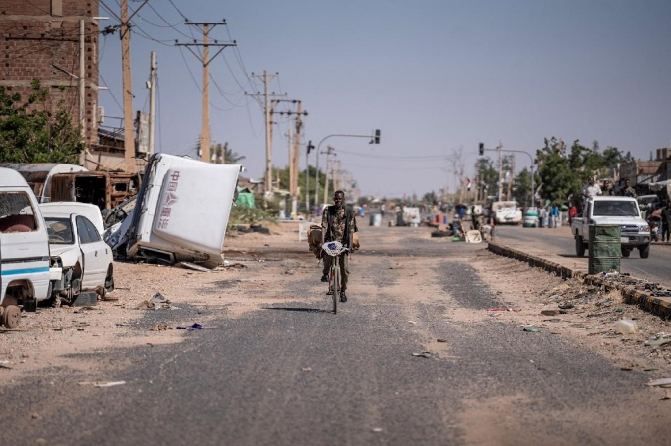 السلطات السودانية تعتزم تقييد الاتصال عبر واتساب