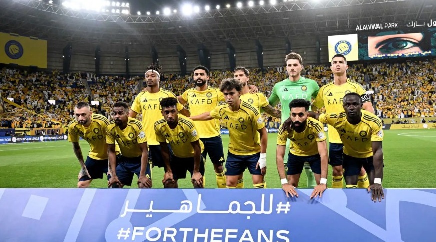 10 أيام حاسمة ..  معارك النصر المرتقبة في الطريق إلى لقب الدوري السعودي 