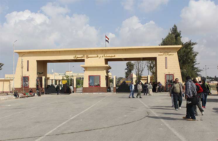 ﻿فلسطينيو الداخل يعلنون الإضراب الشامل اليوم ويدعون مصر لفتح معبر رفح