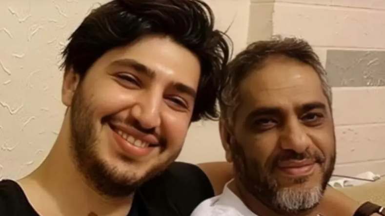 "الفرج قريب" ..  أول تعليق من نجل فضل شاكر على حكم براءته