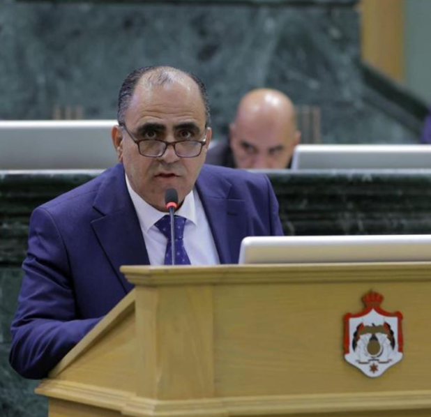 النائب بني هاني يدعو الحكومة لإجراء حوار شامل وواسع حول مشروع قانون الضمان الاجتماعي 