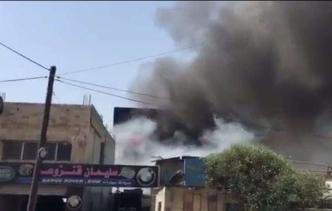 بالفيديو والصور   ..  اندلاع حريق ضخم بمصنع اثاث بالبيادر في عمان
