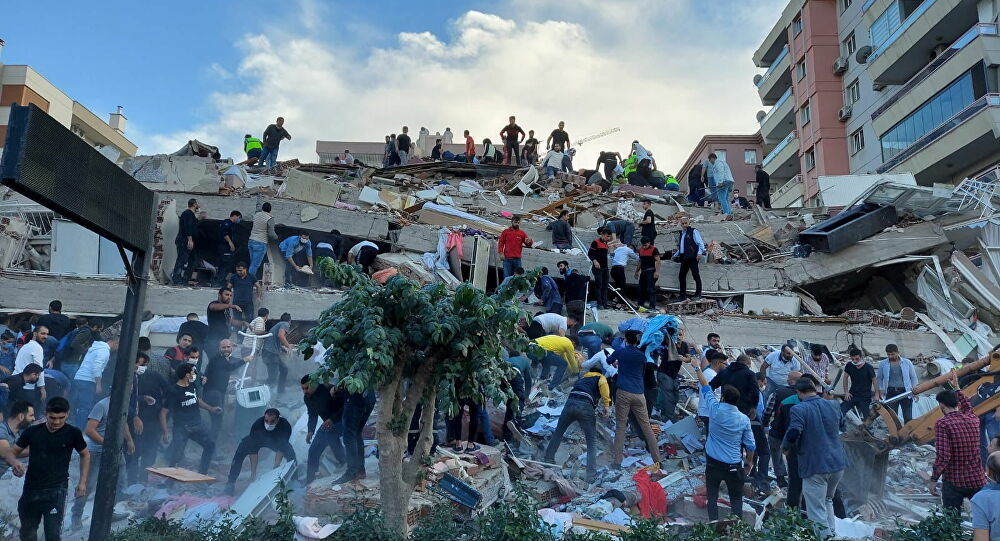 تركيا: ارتفاع حصيلة ضحايا زلزال إزمير إلى 17 قتيلاً و 709 جرحى