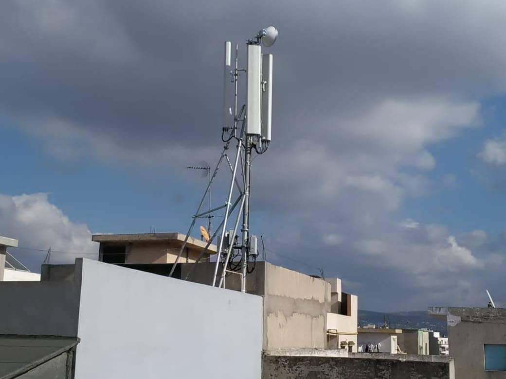 أبراج اتصالات تعلو مباني بعض أعضاء مجلس "هيئة تنظيم الاتصالات" ومديرين واقاربهم مقابل أجر سنوي  ..  تفاصيل