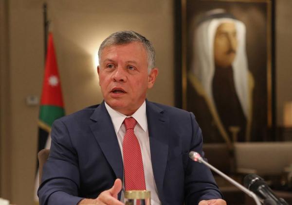 إلى ملك البلاد سليل الدوحة الهاشمية  ..  إلى حكومة جلالة الملك  ..  إلى علماء الأمة و شعبنا الأردني العظيم  .. 