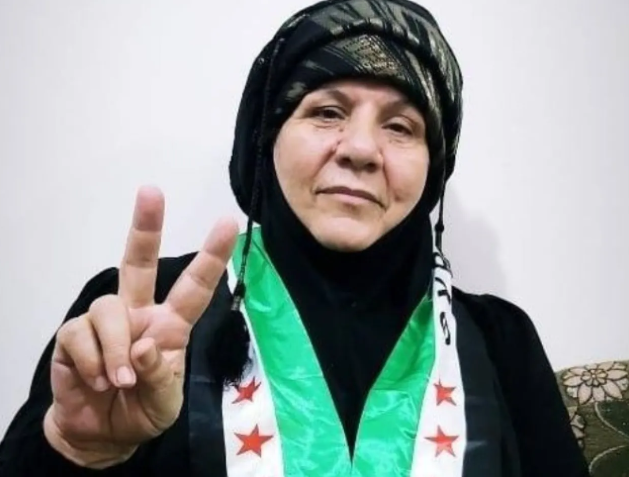 فقدت ثلاثة من أبنائها وزوجها وإخوتها  ..  وفاة «خنساء سورية»