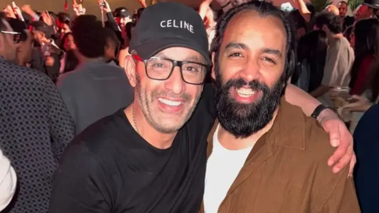 أول ظهور بعد طلاقه ..  أحمد السقا يحتفل بعيد ميلاد أسماء جلال