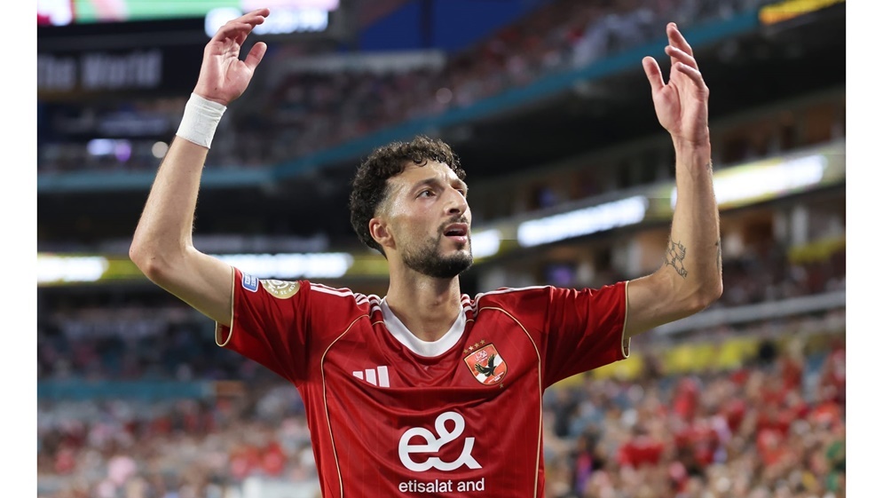 الأهلي يعلن انتقال وسام أبوعلي إلى كولومبوس كرو