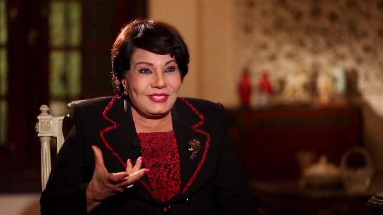 فردوس عبد الحميد تهاجم فنانات مصر  ..  كل بلد له طبيعته وعاداته